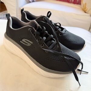 Skechers Women's Black Athletic Shoes